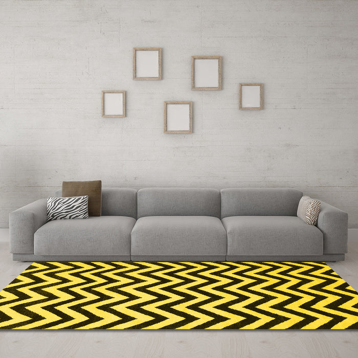 Machine Washable Abstract Yellow Contemporary Rug in a Living Room, wshcon2290yw