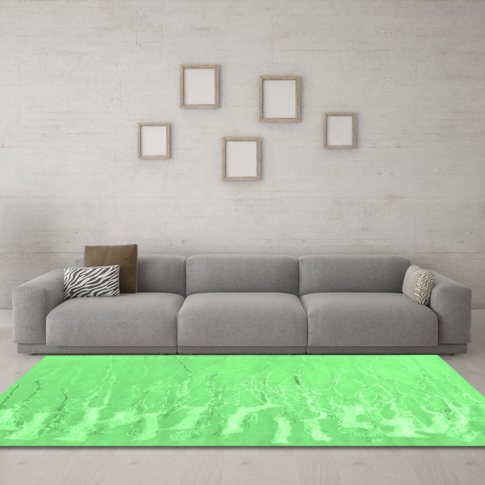 Machine Washable Abstract Emerald Green Contemporary Area Rugs in a Living Room,, wshcon2296emgrn
