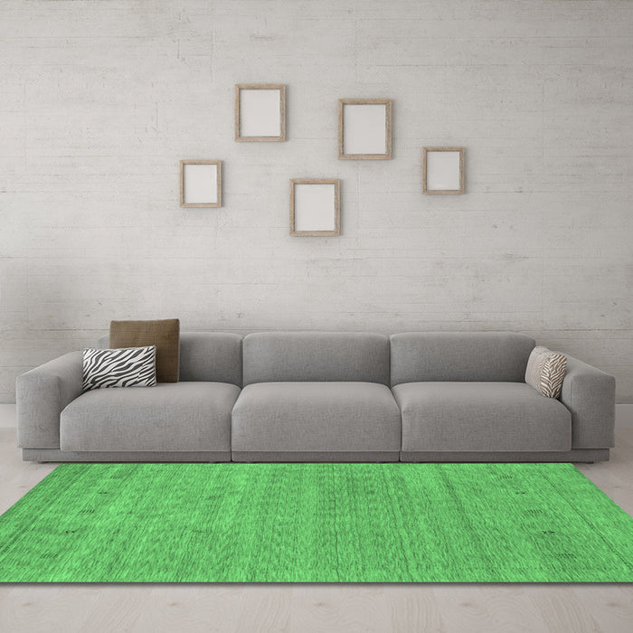 Machine Washable Abstract Emerald Green Contemporary Area Rugs in a Living Room,, wshcon2316emgrn
