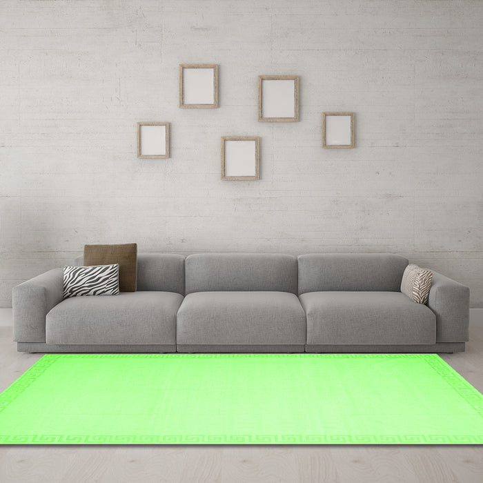Machine Washable Solid Green Modern Area Rugs in a Living Room,, wshcon2324grn
