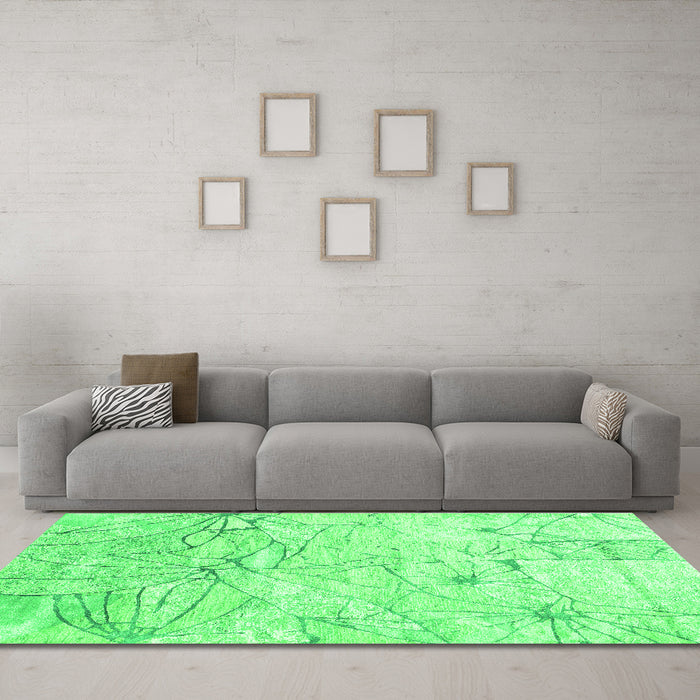 Machine Washable Abstract Green Contemporary Area Rugs in a Living Room,, wshcon2332grn