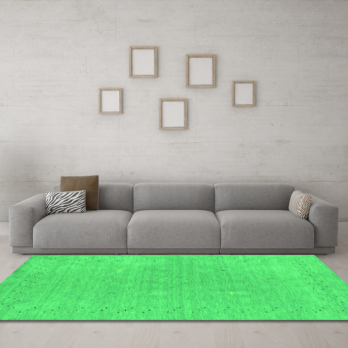 Machine Washable Abstract Green Contemporary Area Rugs in a Living Room,, wshcon2338grn