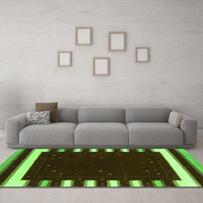Machine Washable Abstract Green Contemporary Area Rugs in a Living Room,, wshcon2350grn