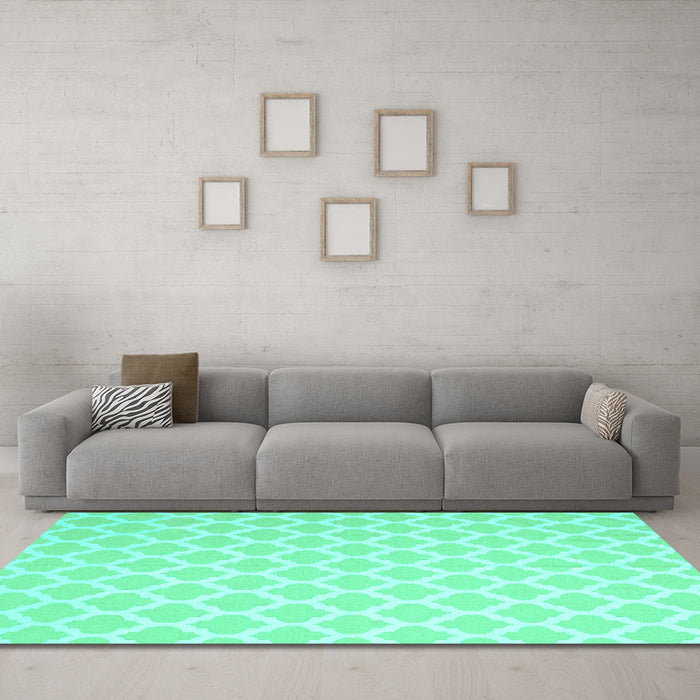 Machine Washable Trellis Turquoise Modern Area Rugs in a Living Room,, wshcon2353turq