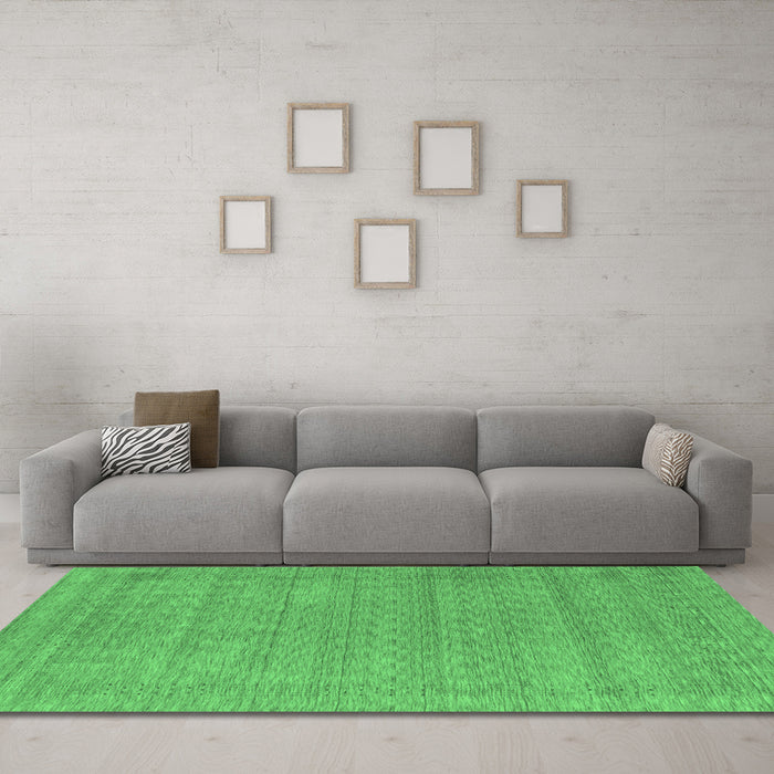 Machine Washable Abstract Emerald Green Contemporary Area Rugs in a Living Room,, wshcon2354emgrn