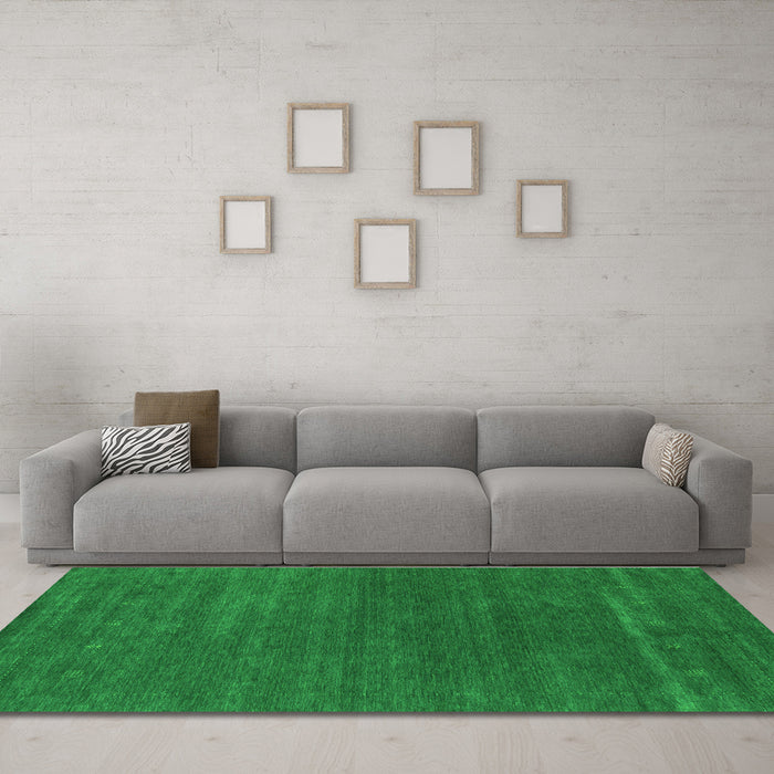 Machine Washable Abstract Green Contemporary Area Rugs in a Living Room,, wshcon2355grn