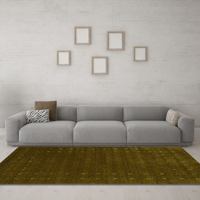 Machine Washable Abstract Green Contemporary Area Rugs in a Living Room,, wshcon2362grn
