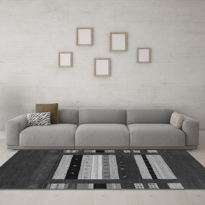 Machine Washable Abstract Gray Contemporary Rug in a Living Room,, wshcon2364gry