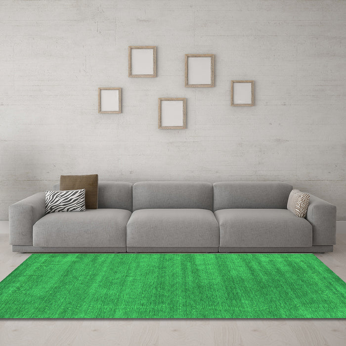 Machine Washable Abstract Green Contemporary Area Rugs in a Living Room,, wshcon2371grn