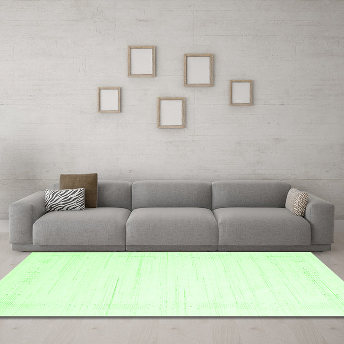 Machine Washable Solid Green Modern Area Rugs in a Living Room,, wshcon2374grn