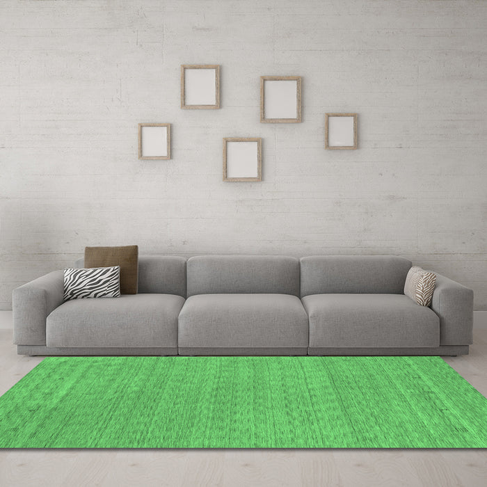 Machine Washable Abstract Emerald Green Contemporary Area Rugs in a Living Room,, wshcon2376emgrn