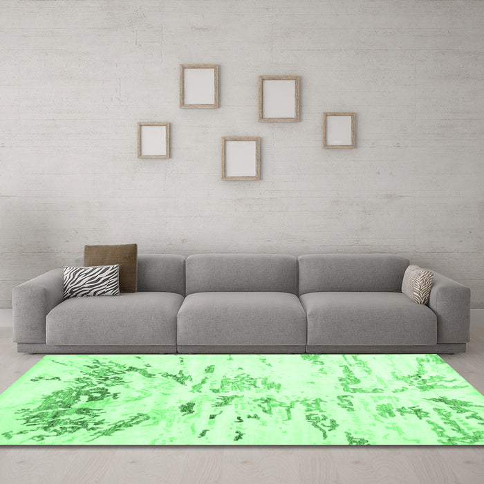 Machine Washable Solid Emerald Green Modern Area Rugs in a Living Room,, wshcon2378emgrn
