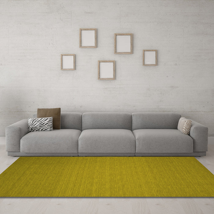 Machine Washable Abstract Yellow Contemporary Rug in a Living Room, wshcon237yw