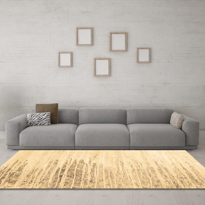 Machine Washable Abstract Brown Contemporary Rug in a Living Room,, wshcon2383brn