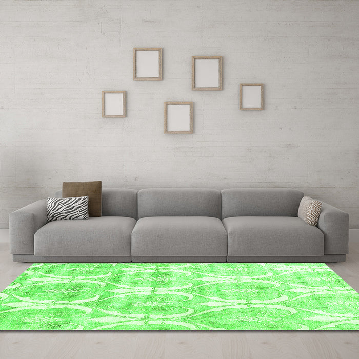 Machine Washable Abstract Green Contemporary Area Rugs in a Living Room,, wshcon2384grn