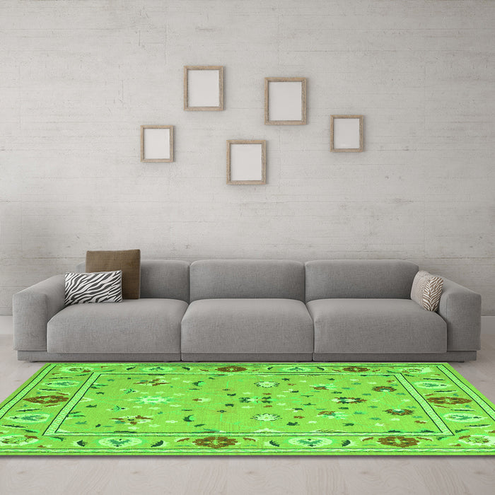 Machine Washable Abstract Green Contemporary Area Rugs in a Living Room,, wshcon2397grn