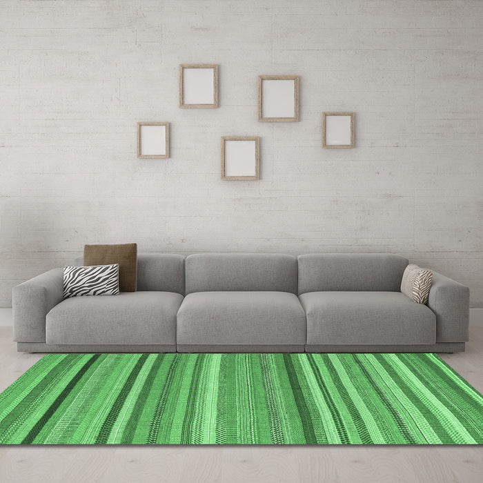 Machine Washable Abstract Emerald Green Contemporary Area Rugs in a Living Room,, wshcon2411emgrn