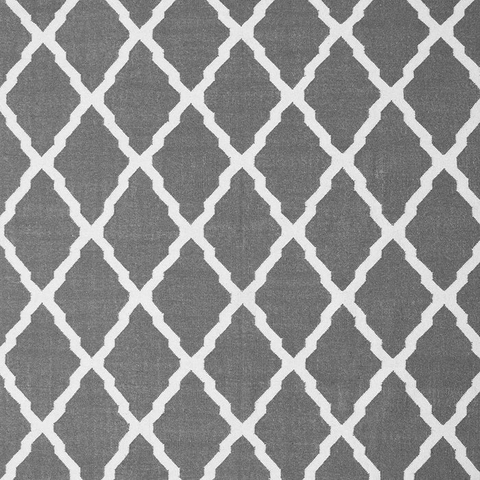 Serging Thickness of Machine Washable Trellis Gray Modern Rug, wshcon2418gry