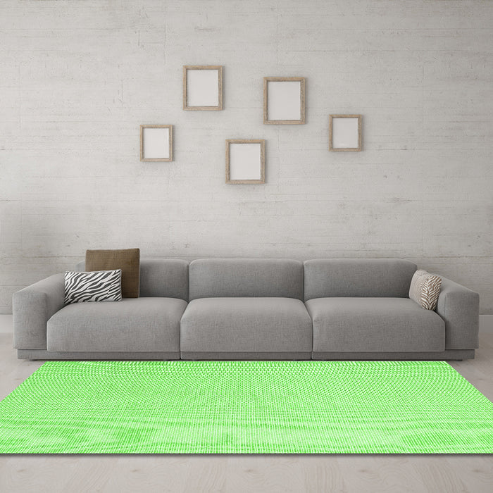 Machine Washable Solid Green Modern Area Rugs in a Living Room,, wshcon2419grn