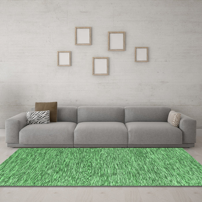 Machine Washable Abstract Emerald Green Contemporary Area Rugs in a Living Room,, wshcon2420emgrn