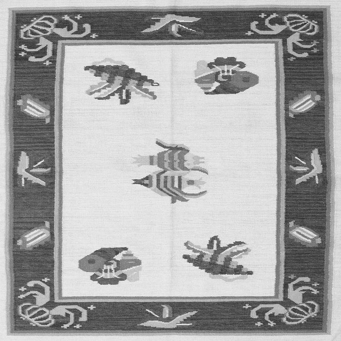 Serging Thickness of Southwestern Gray Country Rug, con2424gry