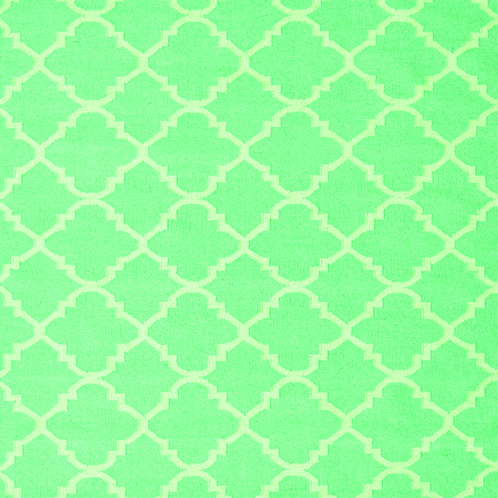 Serging Thickness of Machine Washable Trellis Green Modern Area Rugs, wshcon2427grn
