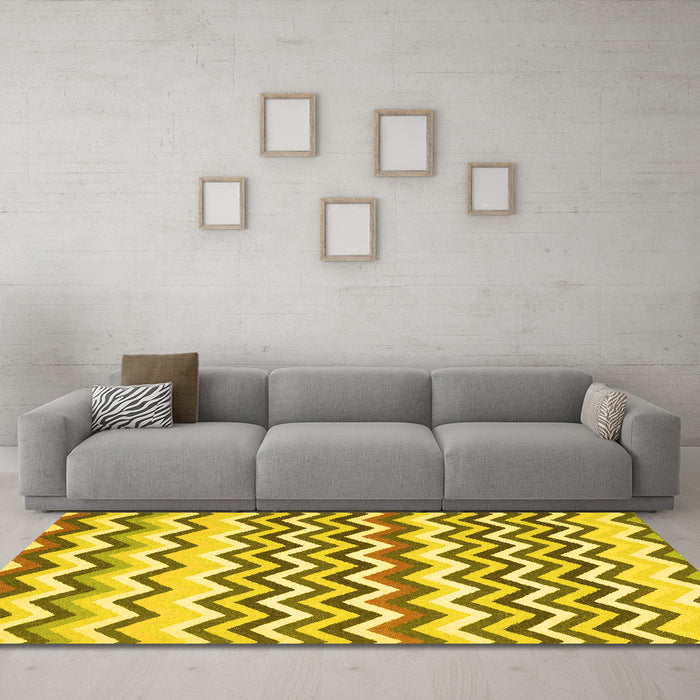 Machine Washable Abstract Yellow Contemporary Rug in a Living Room, wshcon2429yw