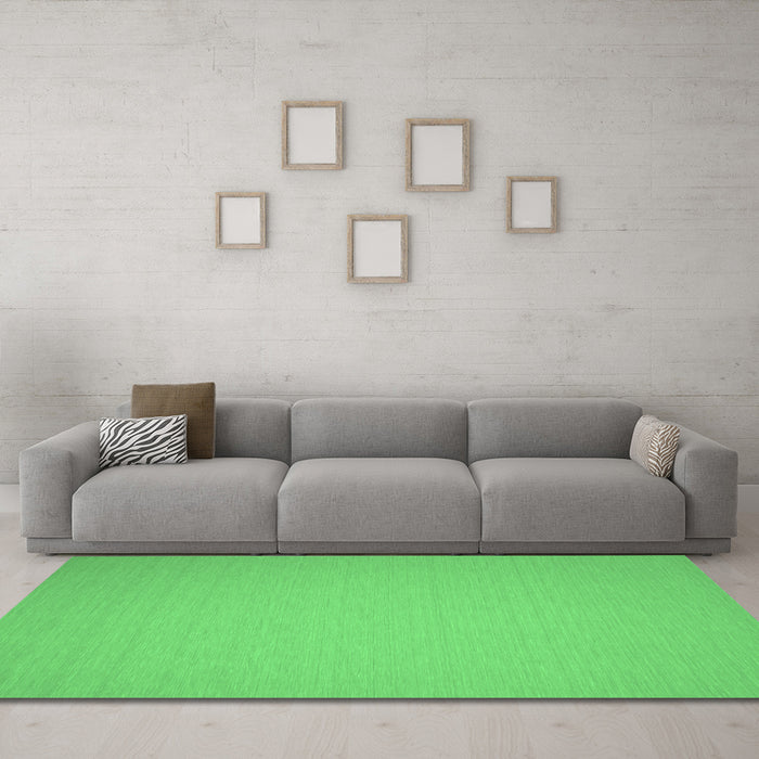 Machine Washable Abstract Emerald Green Contemporary Area Rugs in a Living Room,, wshcon242emgrn
