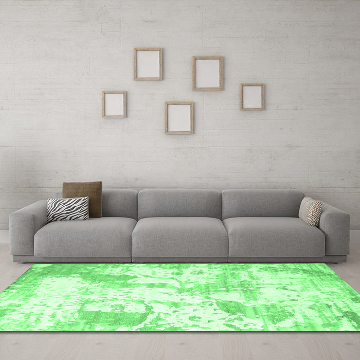 Machine Washable Abstract Emerald Green Contemporary Area Rugs in a Living Room,, wshcon2430emgrn