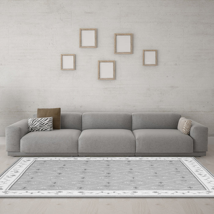 Machine Washable Abstract Gray Contemporary Rug in a Living Room,, wshcon2436gry