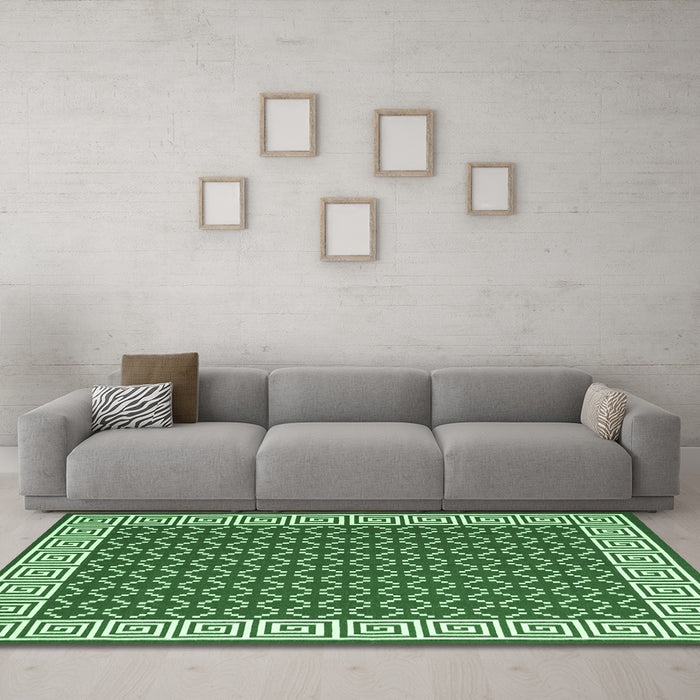 Machine Washable Abstract Emerald Green Contemporary Area Rugs in a Living Room,, wshcon2438emgrn