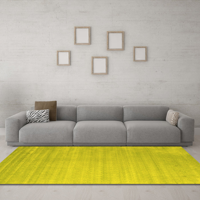 Machine Washable Abstract Yellow Contemporary Rug in a Living Room, wshcon2441yw