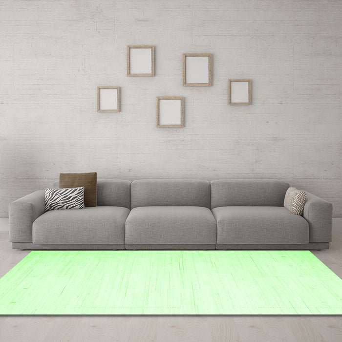 Machine Washable Solid Green Modern Area Rugs in a Living Room,, wshcon2444grn