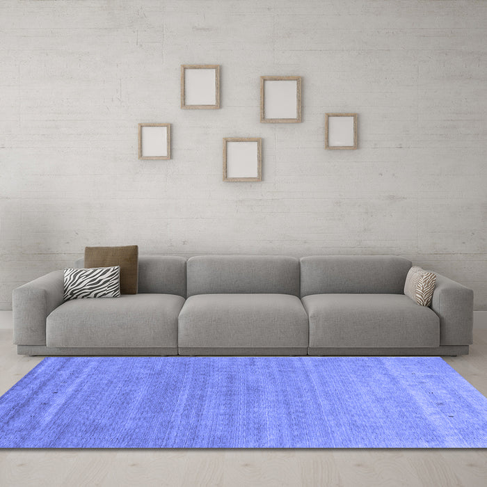 Machine Washable Abstract Blue Contemporary Rug in a Living Room, wshcon2447blu