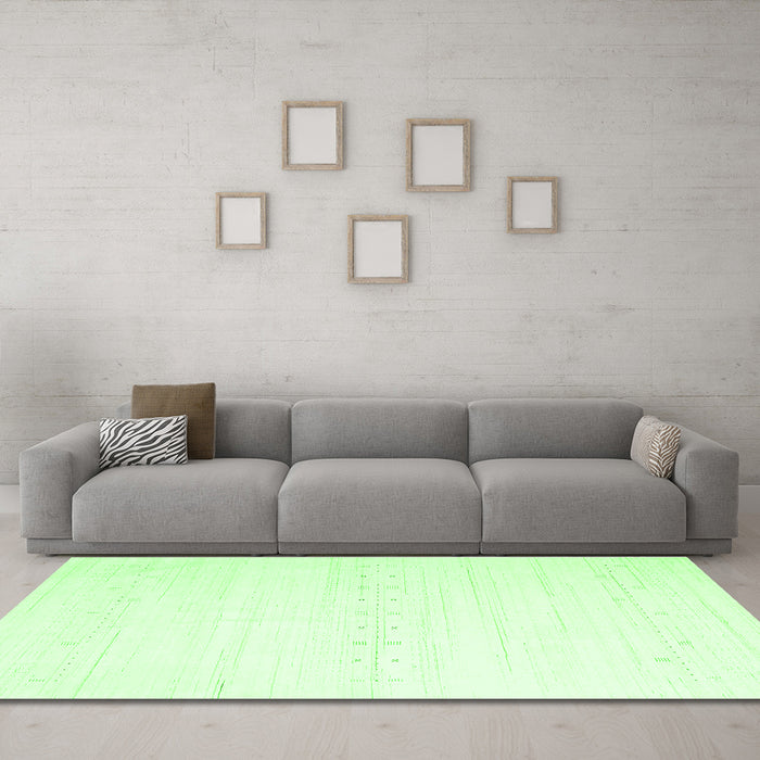Machine Washable Solid Green Modern Area Rugs in a Living Room,, wshcon2450grn
