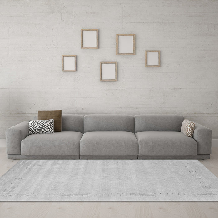 Machine Washable Solid Gray Modern Rug in a Living Room,, wshcon2453gry