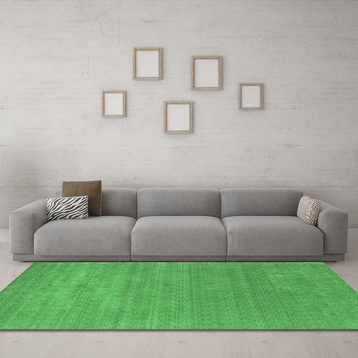 Machine Washable Abstract Emerald Green Contemporary Area Rugs in a Living Room,, wshcon2458emgrn