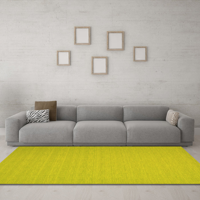 Machine Washable Abstract Yellow Contemporary Rug in a Living Room, wshcon245yw