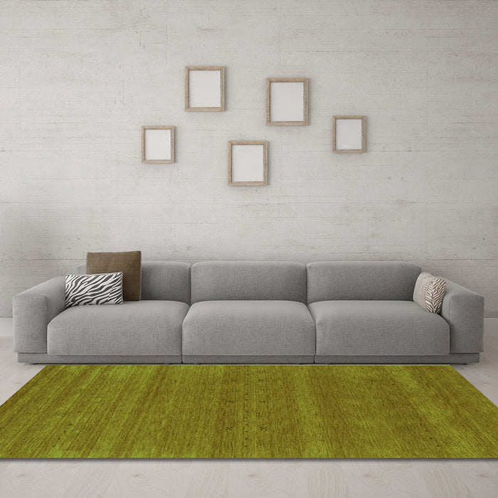 Machine Washable Abstract Green Contemporary Area Rugs in a Living Room,, wshcon2466grn
