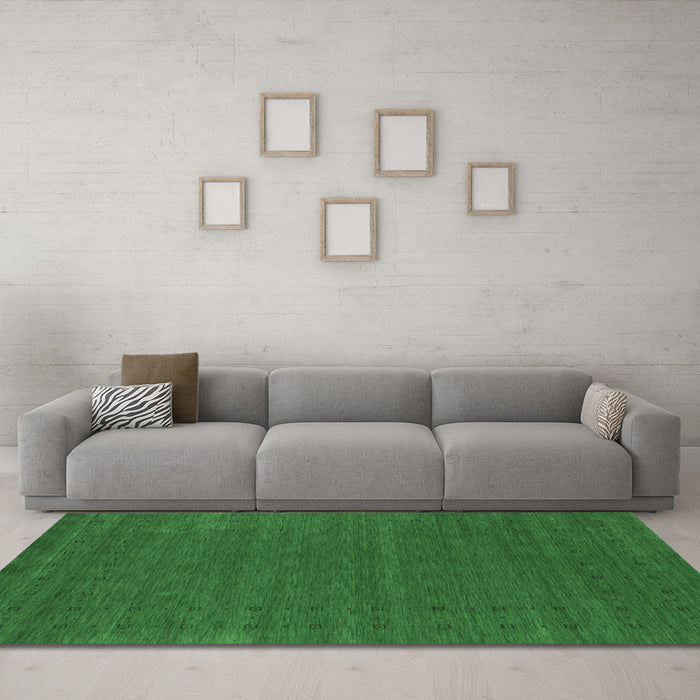 Machine Washable Abstract Emerald Green Contemporary Area Rugs in a Living Room,, wshcon2467emgrn