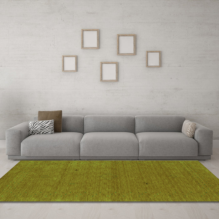 Machine Washable Abstract Green Contemporary Area Rugs in a Living Room,, wshcon2468grn