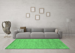 Machine Washable Abstract Emerald Green Contemporary Area Rugs in a Living Room,, wshcon2469emgrn