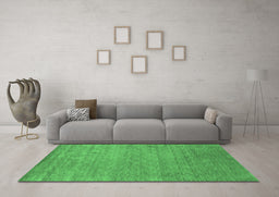 Machine Washable Abstract Emerald Green Contemporary Area Rugs in a Living Room,, wshcon2471emgrn