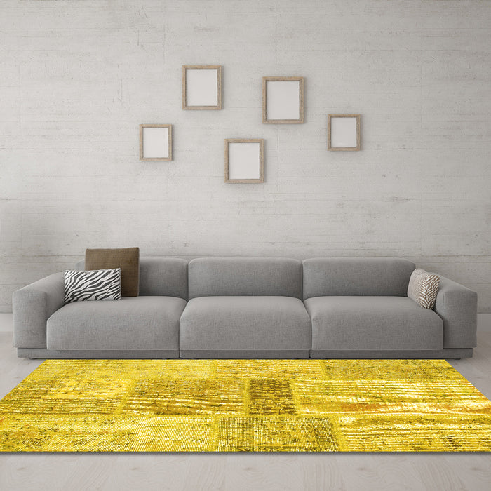 Machine Washable Patchwork Yellow Transitional Rug in a Living Room, wshcon247yw