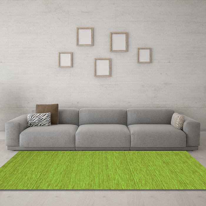 Machine Washable Abstract Green Contemporary Area Rugs in a Living Room,, wshcon248grn