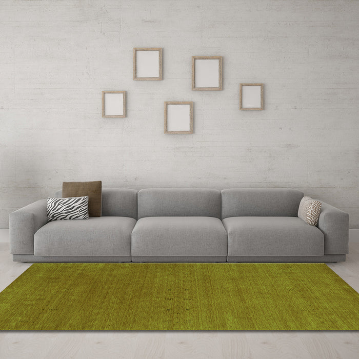 Machine Washable Abstract Green Contemporary Area Rugs in a Living Room,, wshcon2492grn