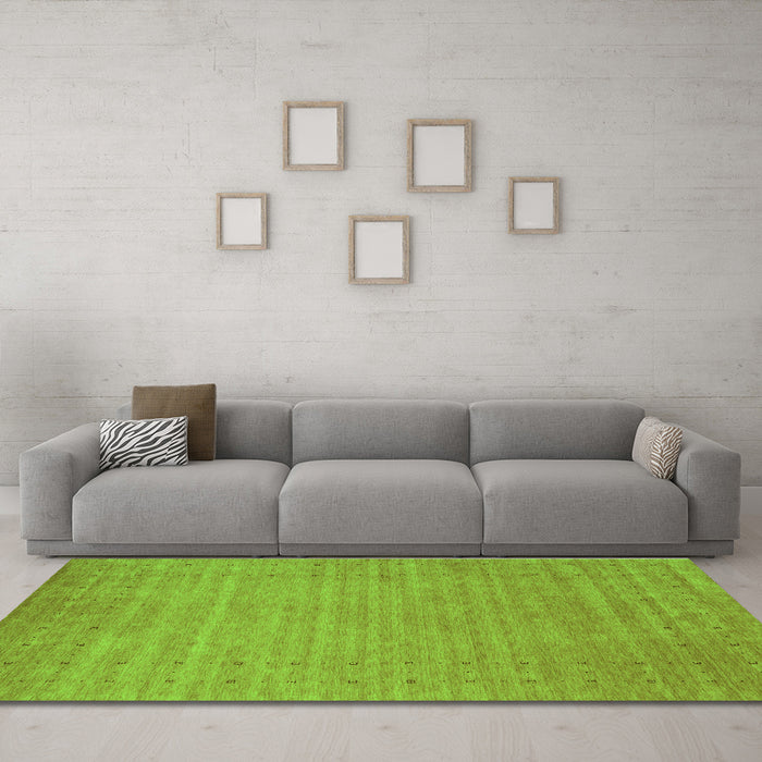 Machine Washable Abstract Green Contemporary Area Rugs in a Living Room,, wshcon2503grn