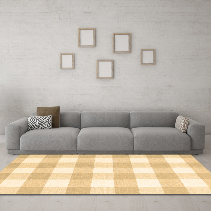Machine Washable Checkered Brown Modern Rug in a Living Room,, wshcon2514brn