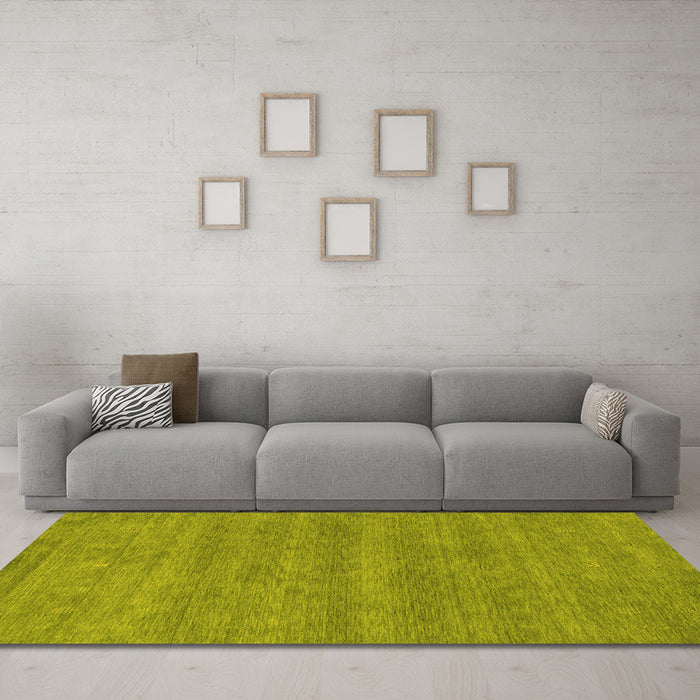 Machine Washable Abstract Yellow Contemporary Rug in a Living Room, wshcon2519yw