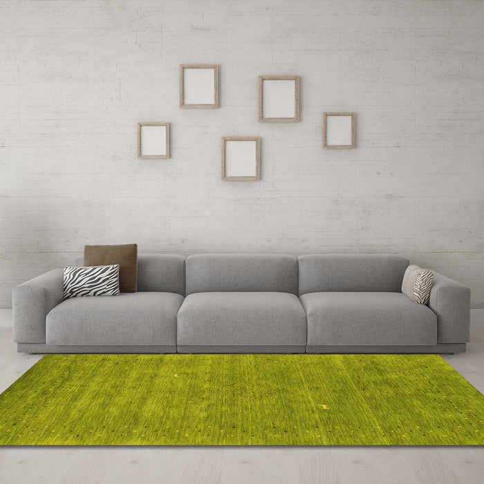 Machine Washable Abstract Yellow Contemporary Rug in a Living Room, wshcon2522yw